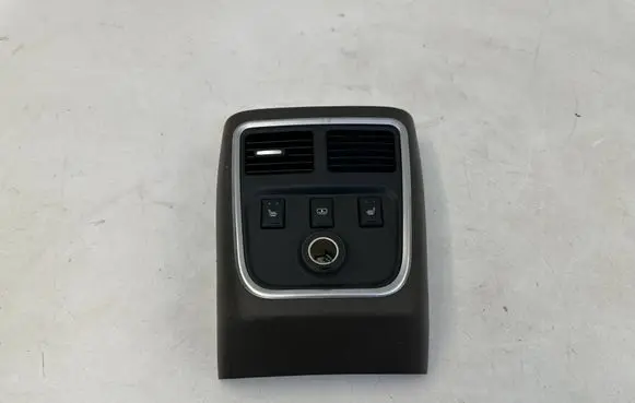Lancia Thema Rear air vent grill 