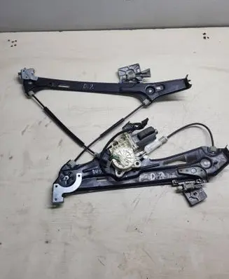 Mercedes-Benz CLS C219 Front door window regulator with motor 0130821432