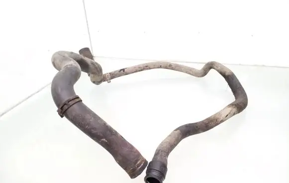Peugeot 407 Engine coolant pipe/hose