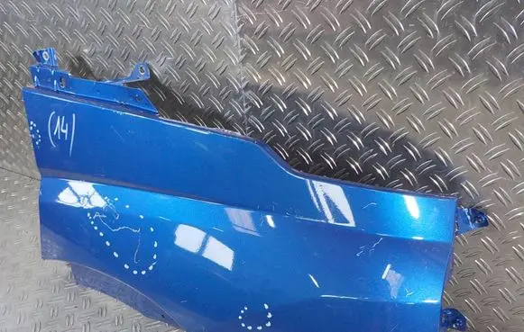 Iveco Daily 6th gen Fender