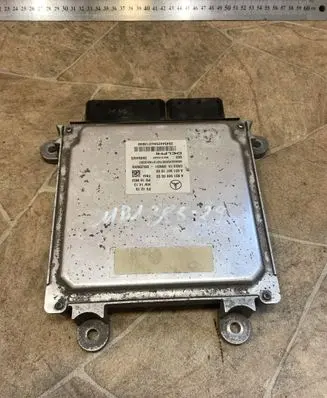 Mercedes-Benz E W212 Engine control unit/module A6519000503