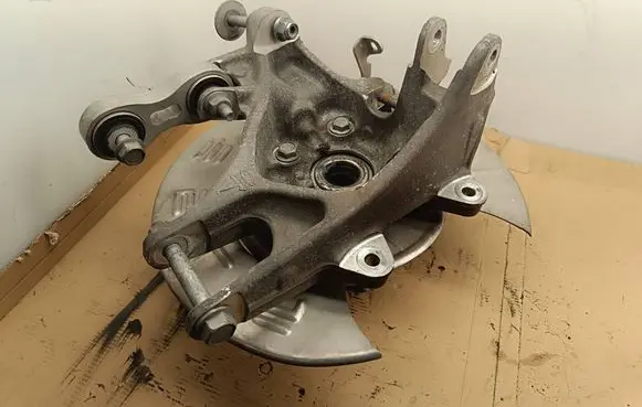 Tesla Model S Rear wheel hub 107216100A 200121N B20B0250064