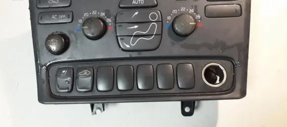 Volvo S60 Climate control unit 8682930 M628530-0077
