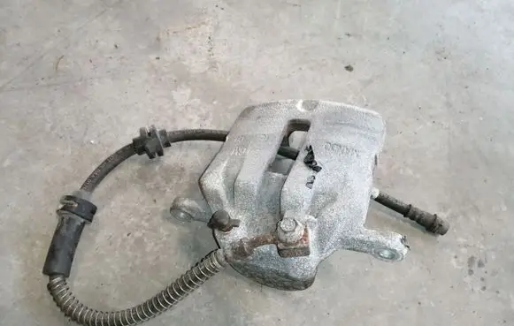Opel Cascada Front brake caliper