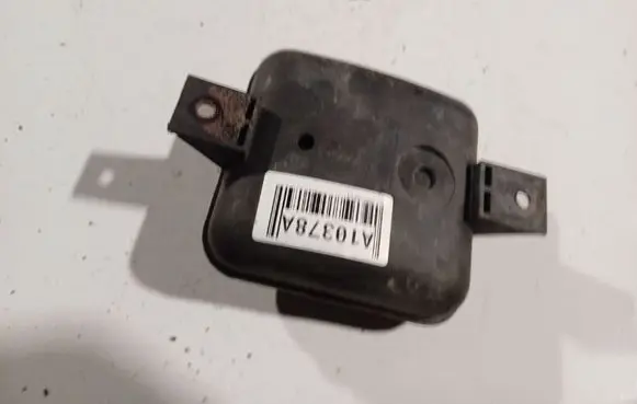 Opel Vectra C Vacuum air tank 2445668630877 24456686-30877