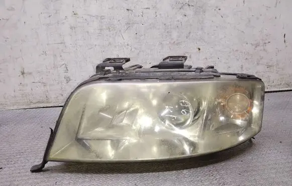 Audi A6 S6 C5 4B Headlight/headlamp 15592300