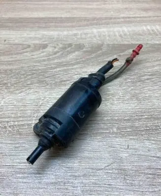 Renault Espace II Windscreen/windshield washer pump 7700802336