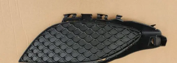 Mercedes-Benz A W176 Front bumper lower grill