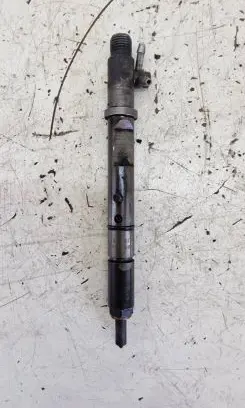 Audi A4 S4 B6 8E 8H Fuel injector 059130201F