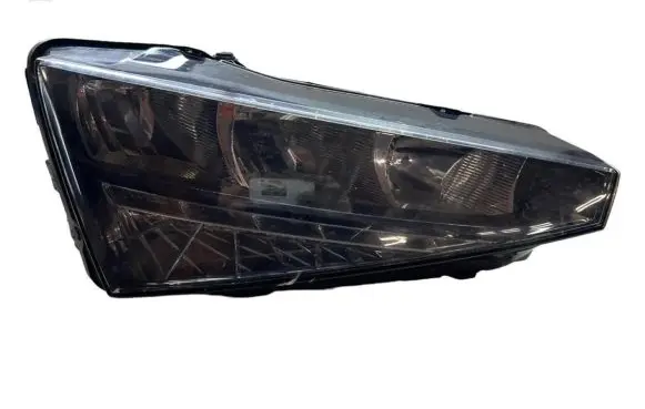 Skoda Scala Headlight/headlamp 657941016 90176072