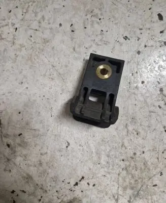 Opel Meriva B Radiator mount bracket 13262692