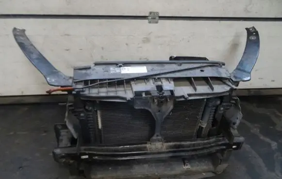 Volkswagen Tiguan Front piece kit 