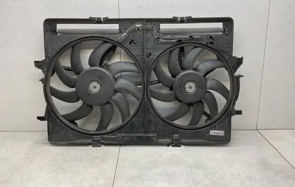 Audi Q5 SQ5 8R Electric radiator cooling fan 8K0121003P