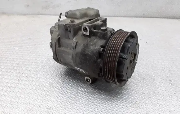 Skoda Fabia Mk1 (6Y) Air conditioning (A/C) compressor (pump) 6Q0820803D