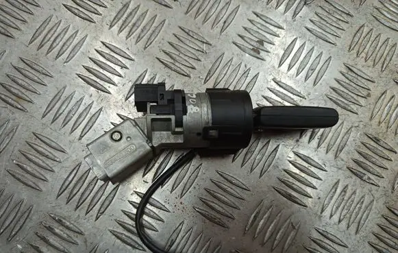 Peugeot 3008 I Ignition lock 36410600