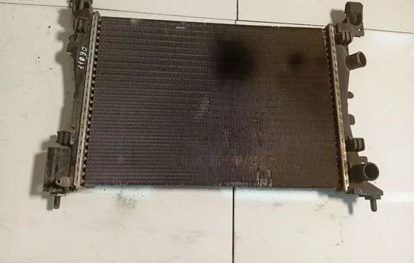 Opel Corsa D Coolant radiator 