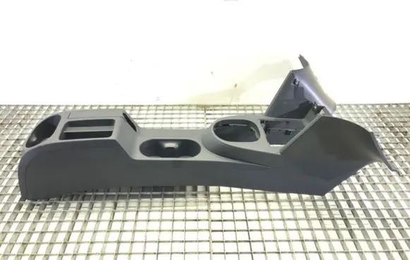 Volkswagen Touran I Center console 2K0863241C
