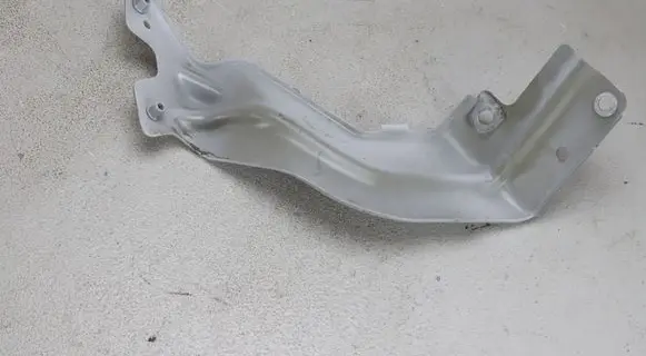 Volkswagen Atlas Cross Sport Fender mounting bracket 3CM821135
