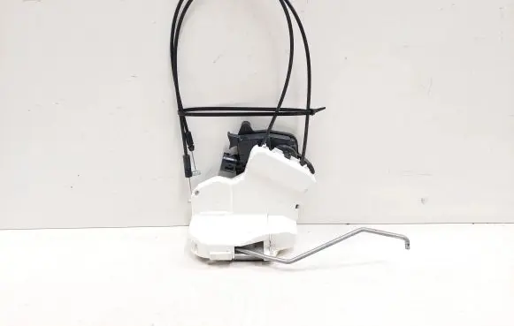 Peugeot iOn Rear door lock