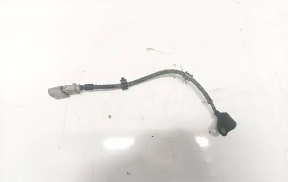 Citroen Xsara Crankshaft position sensor 9805940