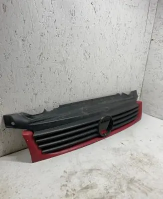 Volkswagen Multivan T4 Front bumper upper radiator grill