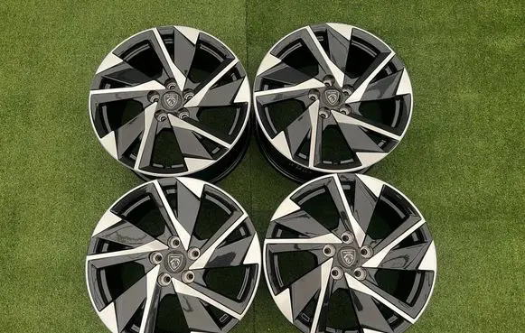 Peugeot 308 R17 alloy rim 9835057580