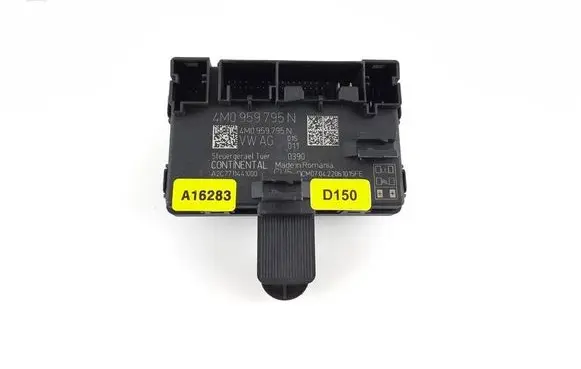Audi Q7 4M Door control unit/module 4M0959795N 4M0959795