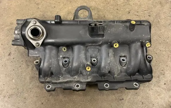 Opel Astra H Intake manifold 55207035