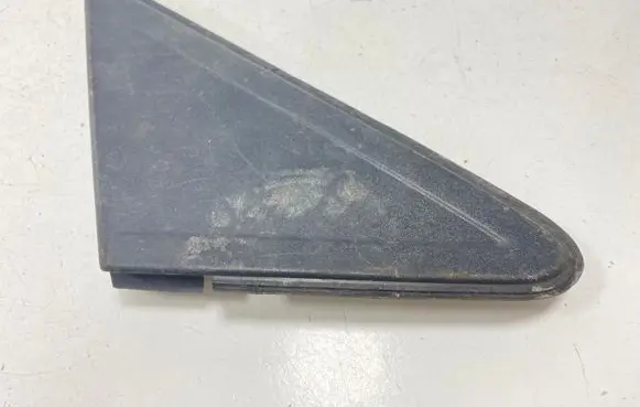 Ford Focus Fender trim (molding) 4M51A16004A