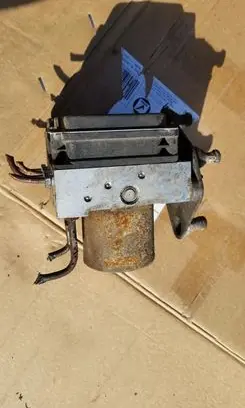 Mercedes-Benz Vito Viano W639 ABS Pump 0265235167