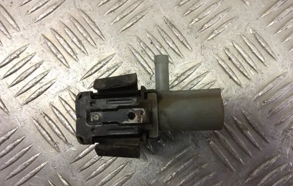 Toyota Corolla E120 E130 Turbo solenoid valve 90080-91218