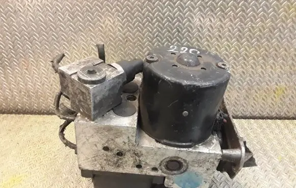 Mercedes-Benz S W220 ABS Pump 0044314612 0130108096