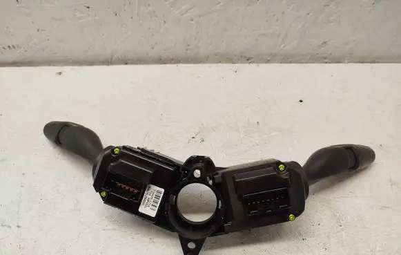 Hyundai Santa Fe Wiper turn signal indicator stalk/switch 934202w660