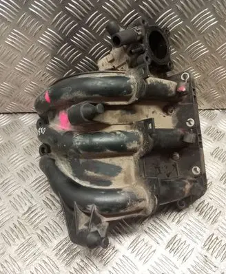 Volkswagen Polo Intake manifold 5WS02530