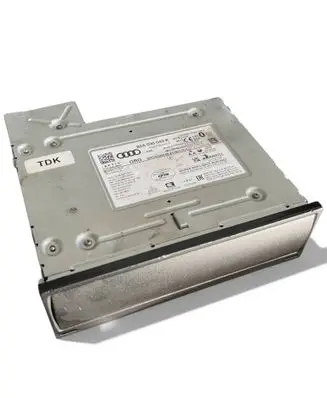 Audi Q3 Navigation unit CD/DVD player 82A035043K