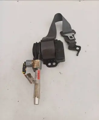 Volvo S80 Front seatbelt 570521100K