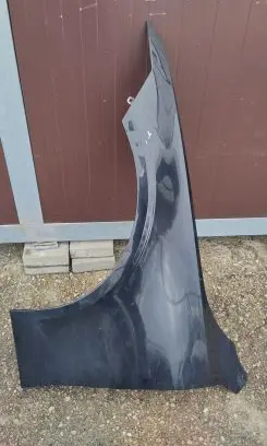Volvo S90, V90 Fender