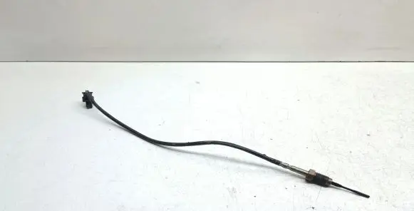 BMW 1 F20 F21 Exhaust gas temperature sensor 8570232