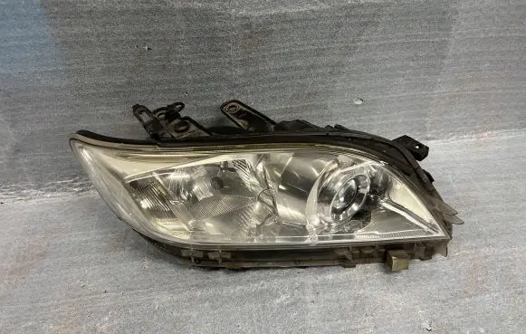 Toyota RAV 4 (XA30) Headlight/headlamp