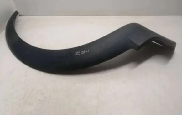 Volvo XC70 Front arch trim 09190878 8620130