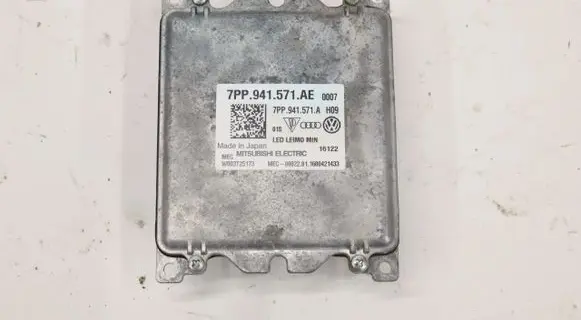 Volkswagen Tiguan Headlight ballast module Xenon 7PP941571AE