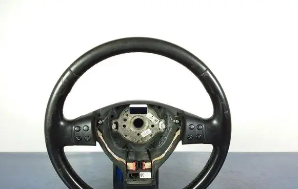 Volkswagen PASSAT B6 Steering wheel 3C0419091