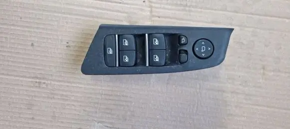 BMW 5 G30 G31 Electric window control switch 6832729