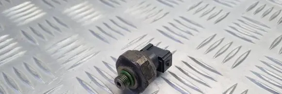 Mercedes-Benz E W210 Air conditioning (A/C) pressure sensor 1408300072 4990007060