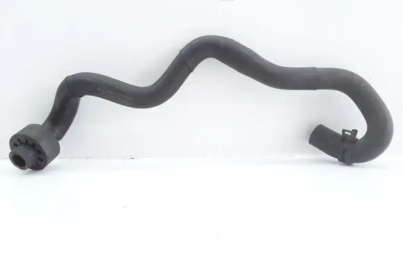Mercedes-Benz C W204 Engine coolant pipe/hose A2045064535
