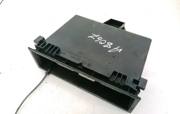 Opel Zafira B Glove box 1J0857058B