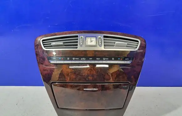 Mercedes-Benz S W221 Interior fan control switch A2218704658 A2218701158