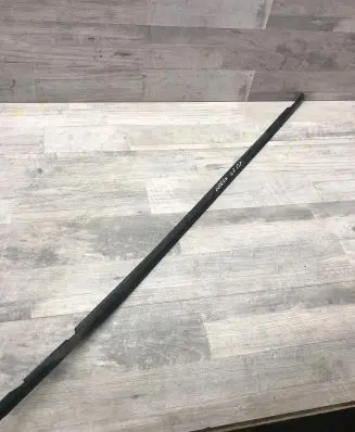Volkswagen Touran II Front door glass trim molding 