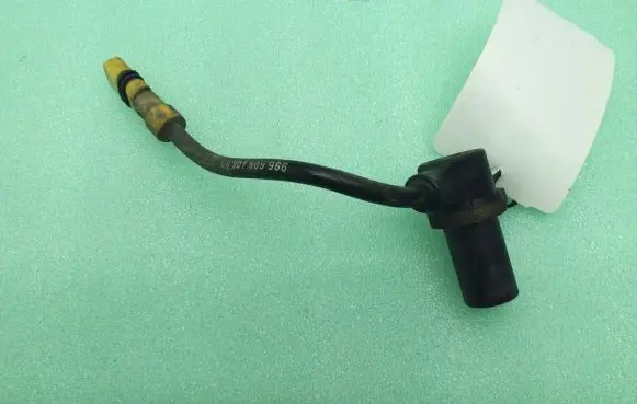 Porsche 911 996 ABS brake wheel speed sensor 99660640600