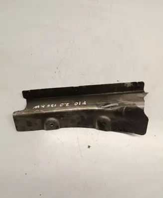BMW 5 F10 F11 Heat shield in engine bay 7185204